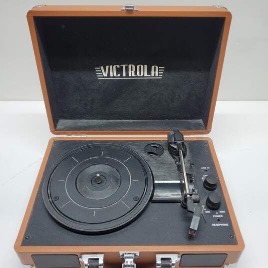 Victrola Portable Suitcase Bluetooth Record Player Model VSC-550BT Untested image number 1