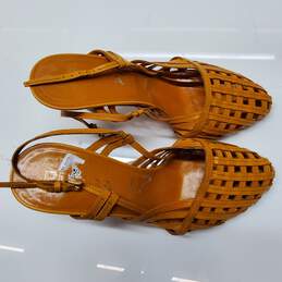 Prada Orange Leather Heeled T-Strap Sandals Size 38 AUTHENTICATED alternative image