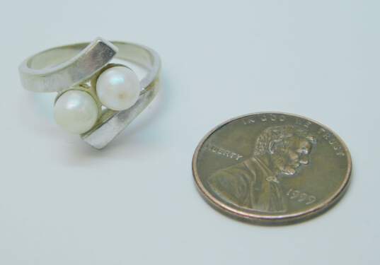 Vintage 10k White Gold Pearl Bypass Ring 2.7g image number 3