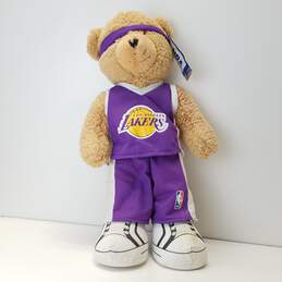 NBA Los Angeles Lakers Shaquille O Neal #34 Exclusive Statue NIB plus Laker bear NWT Bundle alternative image