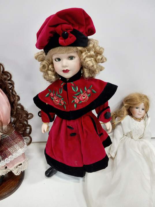 Bundle of Assorted Porcelain Dolls image number 4