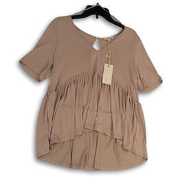 NWT Womens Beige Short Sleeve V-Neck Keyhole Back Blouse Top Size Small