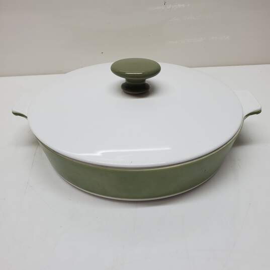 Corning Ware 8.5 in. Green and White Lidded Braiser image number 1