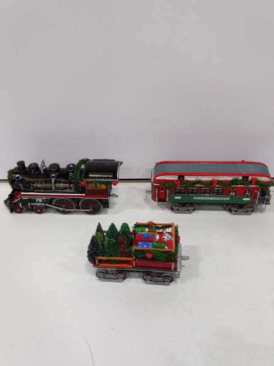 Department 56 Holiday Gift Set Holiday Express In Box image number 3