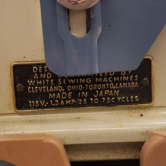 White Zig Zag Stitcher Sewing Machine image number 14