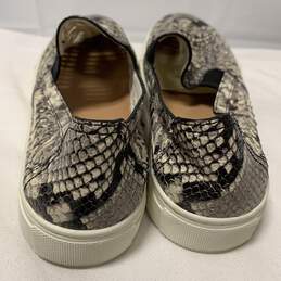 Authentic Certified Women's Faux Snakeskin Casual Shoes Size: 8.5 Medium alternative image