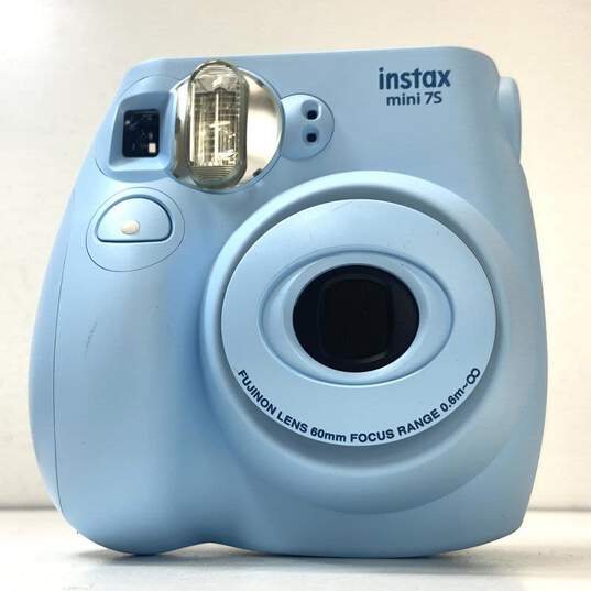 Fujifilm Instax Mini 7S Instant Camera in Box with Accessories image number 2
