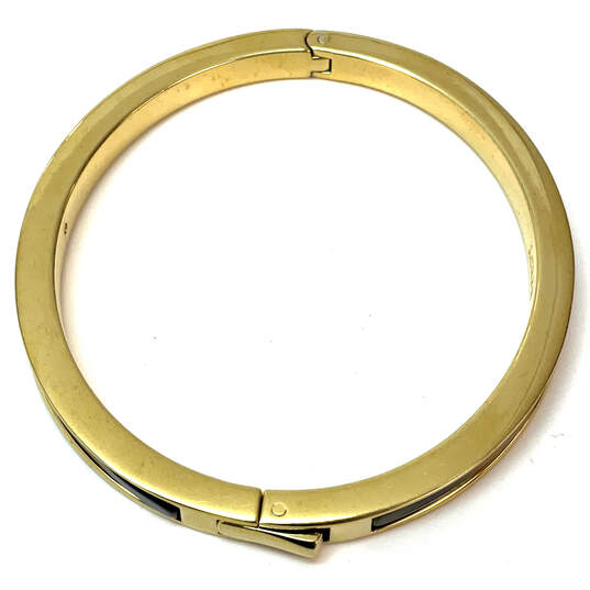 Designer J. Crew Gold-Tone Tortoise Round Shape Hinged Bangle Bracelet image number 2