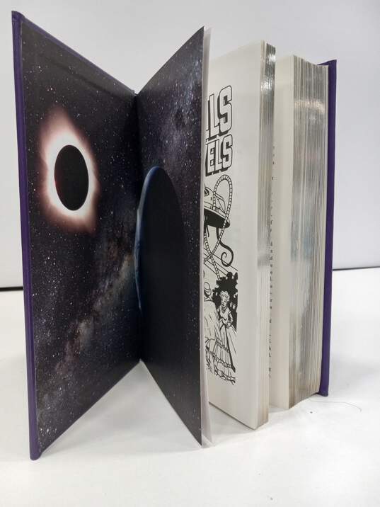H.G. Wells Seven Novels Omnibus Collection Hardcover image number 4