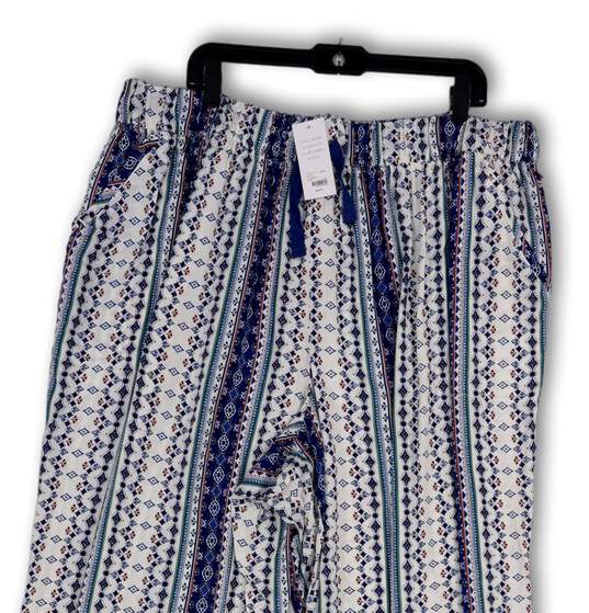 NWT Womens Multicolor Printed Elastic Waist Pockets Cropped Pants Sz 26/28 image number 3