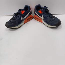 Nike Women's Air Max Ivo Casual Sneakers Size 8 alternative image