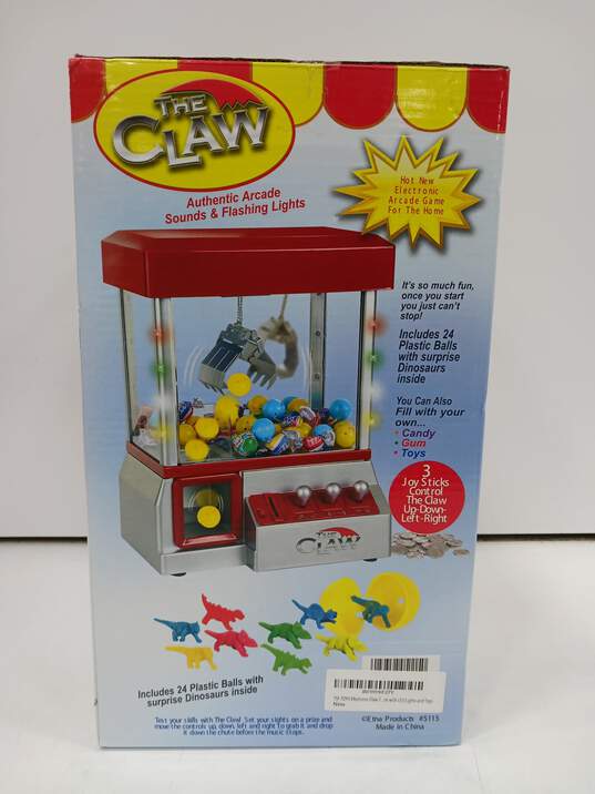 The Claw Arcade Machine image number 2