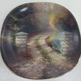 Bundle of 3 Decorative Collectors Plates alternative image