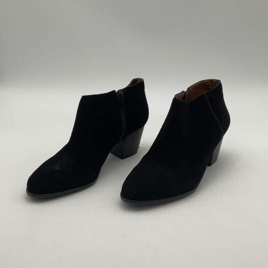 Womens Black Leather Round Toe Side Zip Block Heel Ankle Booties Size 7.5 M image number 3