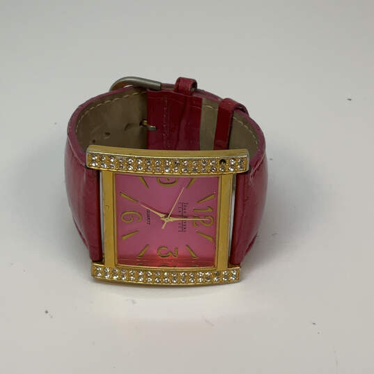 Designer Joan Rivers Classics V377 Pink Strap Square Dial Analog Wristwatch image number 2
