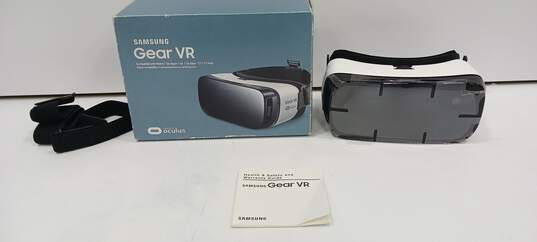 Samsung Gear VR Google Occulus Phone VR Headset image number 2