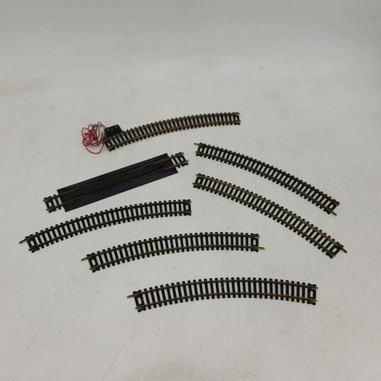 Lot Of Vintage Cox Ho Scale Electric Train Accessories IOB image number 5