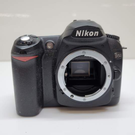 Nikon D50 6.1MP Digital SLR Camera Body Untested image number 1