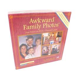 Sealed Stratego & Awkward Family Photos Board Games alternative image