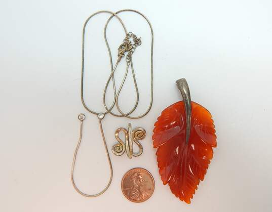 Dyadema & Artisan 925 Carved Agate Leaf Pendant Cubic Zirconia Accented Lariat Necklace & Hammered Spirals Band Ring 21.3g image number 8