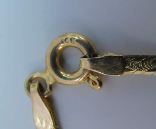 14K Yellow Gold Squiggle Pattern Herringbone Chain Bracelet 1.5g image number 4