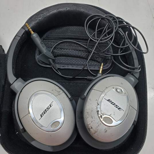 Bose QuietComfort 2 Noise Cancelling Headphones For Parts/Repair image number 1
