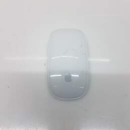 Apple Wireless Magic Mouse A1296 alternative image