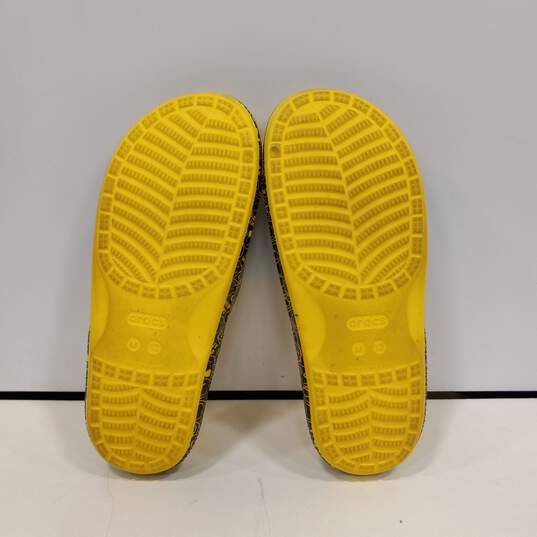 Crocs Smiley World Men's Black/Yellow Sandals Size 13 image number 5