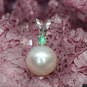 14K White Gold Pearl Emerald Accent Pendant - 0.8g image number 1