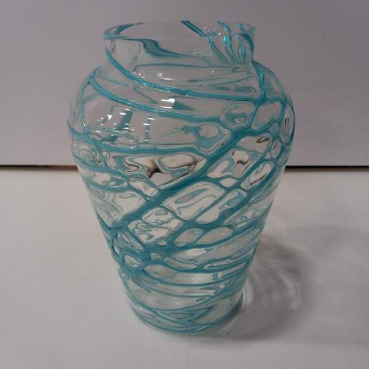 Textured Glass  Flower Vase image number 3