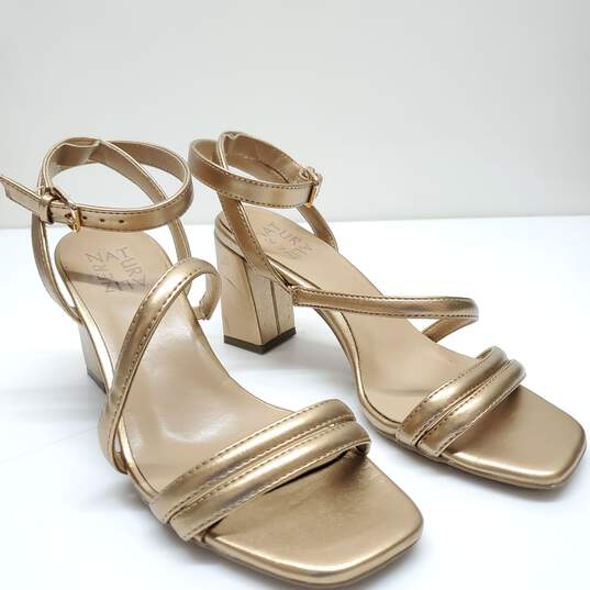 Naturalizer RIZZO Women's  Bronze Strappy Heels Size 6.5M image number 1