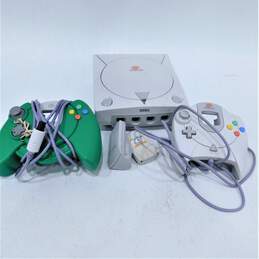 Sega Dreamcast Console Bundle w/ Controllers