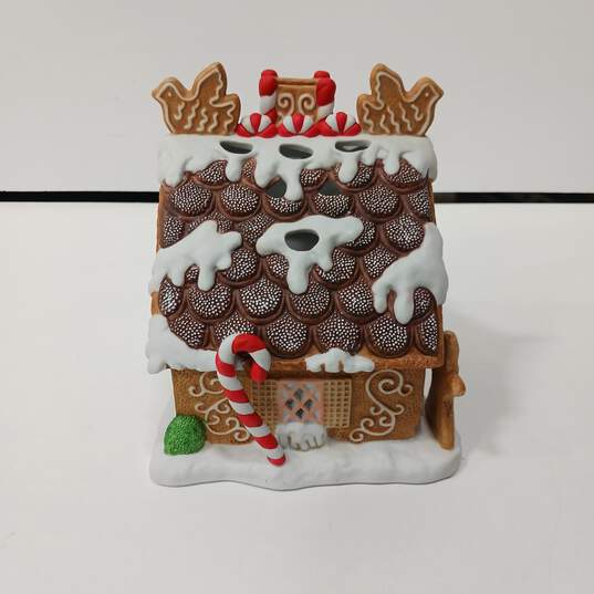 Partylite Christmas Gingerbread House Candle Holder image number 3