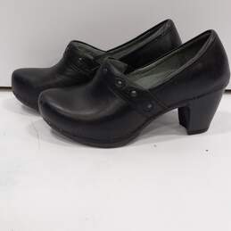 Dansko Women's Black Leather Clogs Size 38