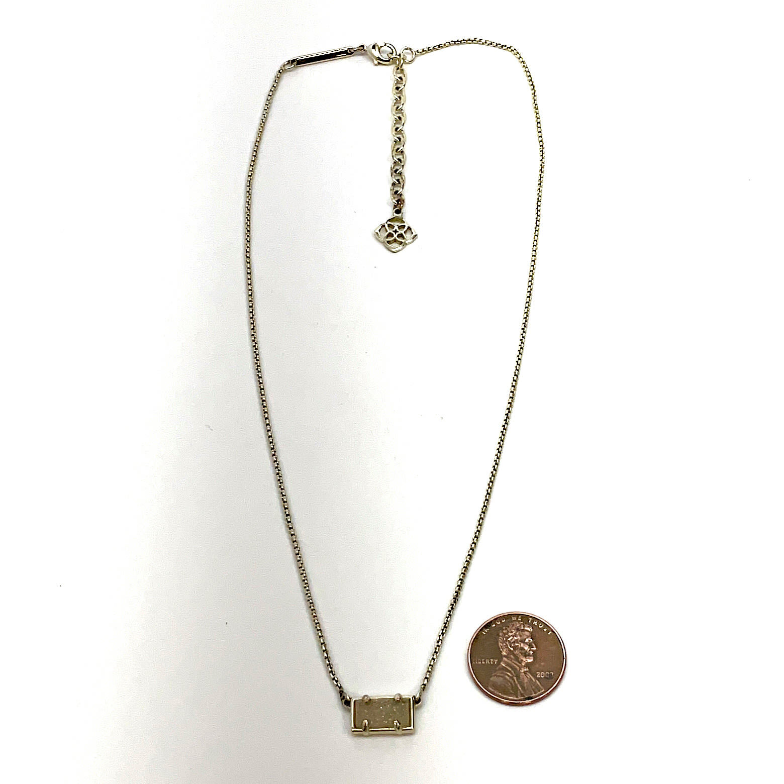 Kendra Scott | Susie Short pendant Necklace Gold - Hot Pink - Charlotte's  Web Monogramming & Gifts
