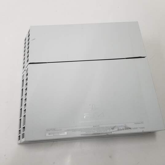 White Sony PlayStation 4 CUH-1115A image number 5