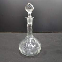 2PC Clear Crystal Decanters w/ Stoppers alternative image