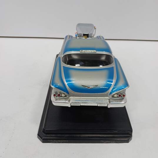 Muscle Machine 1958 Chevy Impala 1:64 Model Car image number 3