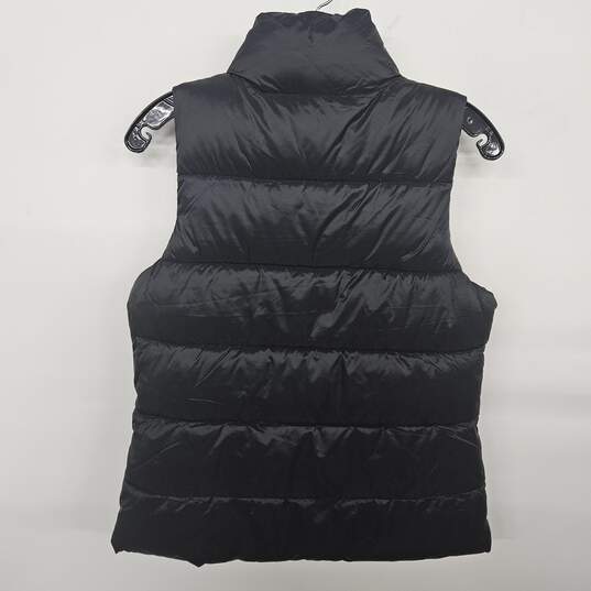 Old Navy Black Puffer Vest image number 2