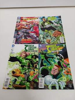 Bundle of 12 Assorted DC Comic Books alternative image