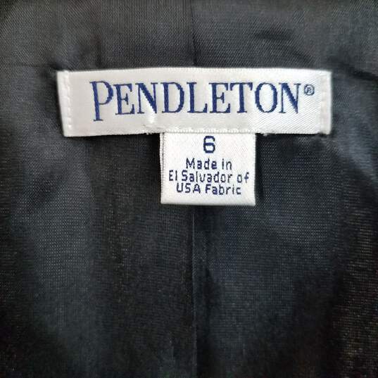 Pendleton black and gray damask floral wool button up jacket women's 6 image number 3