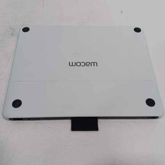 Wacom Intuos Draw Small White Pen Tablet-IOB image number 6