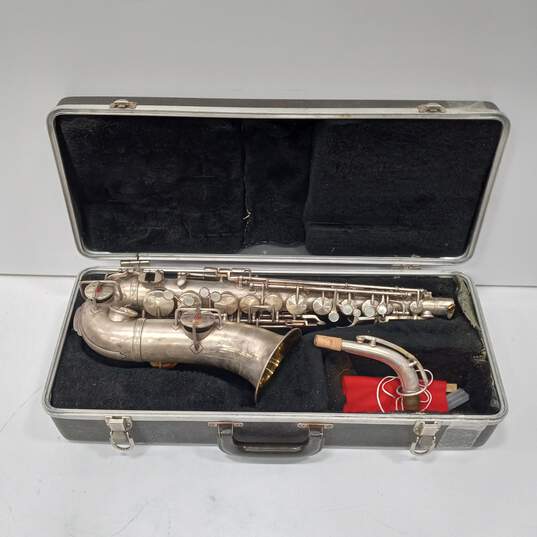 American Professional  Saxophone in Case image number 1