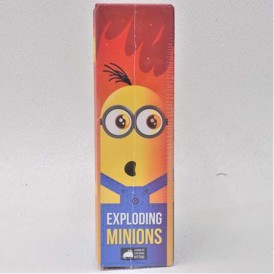 Exploding Minions Card Game, 2-5 Players image number 4