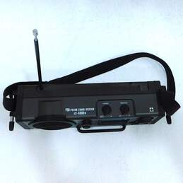 Sony PSB AM FM 3-Band Receiver ICF-6000W Portable Radio alternative image