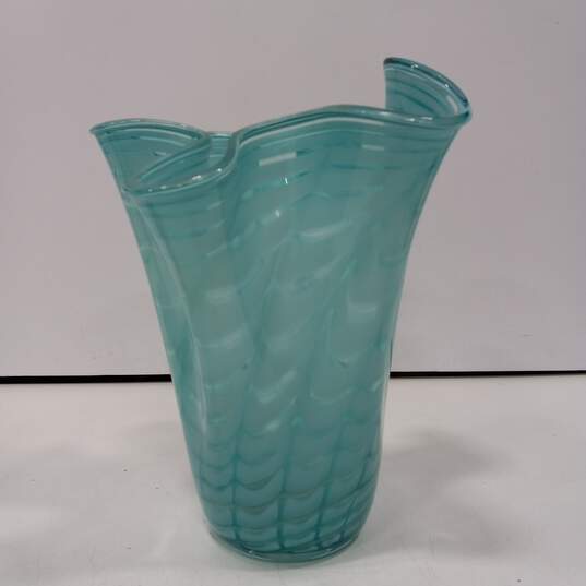Royal Gallery Vase image number 5