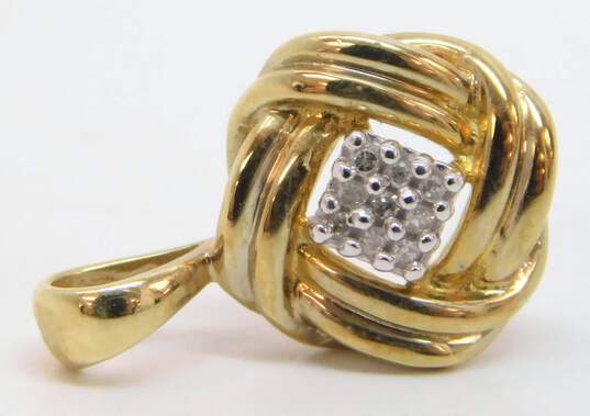 Elegant 10k Yellow Gold Diamond Accent Love Knot Pendant 1.8g image number 4