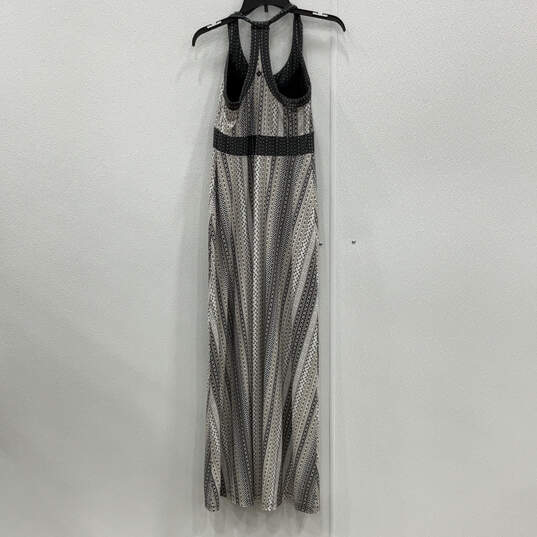 NWT Womens Black White Cali Scoop Neck Sleeveless Maxi Dress Size Medium image number 2