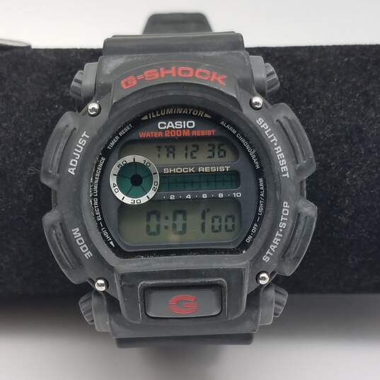 Casio G-Shock DW 9052 43mm WR 20 Bar Shock Resist Chrono Watch 58g image number 1