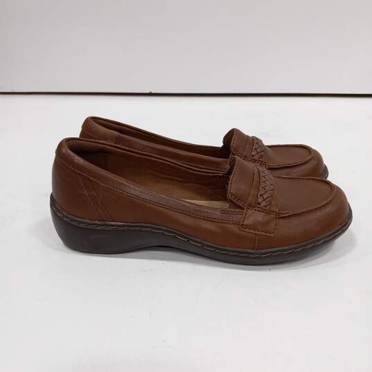 Women’s Clarks Cora Viola Leather Slip-On Loafers Sz 6M image number 1